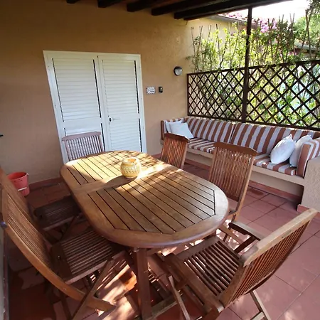 Iolanda Sardegna Con Piscina Villa