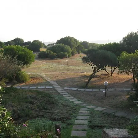 Iolanda Sardegna Con Piscina ヴィラ *